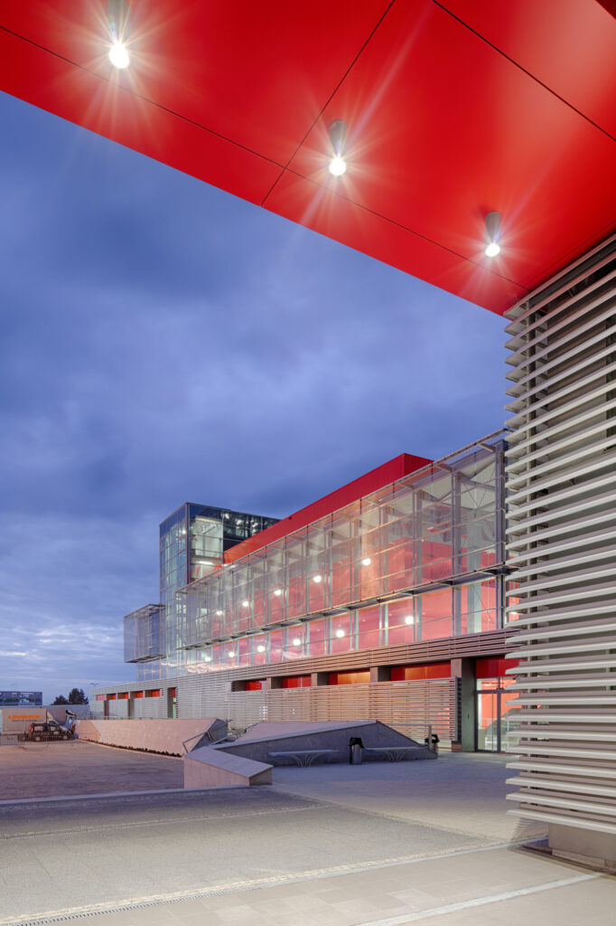 JLA - BSP ARCHITEKT - BUDYNEK KONGRES - TK 5