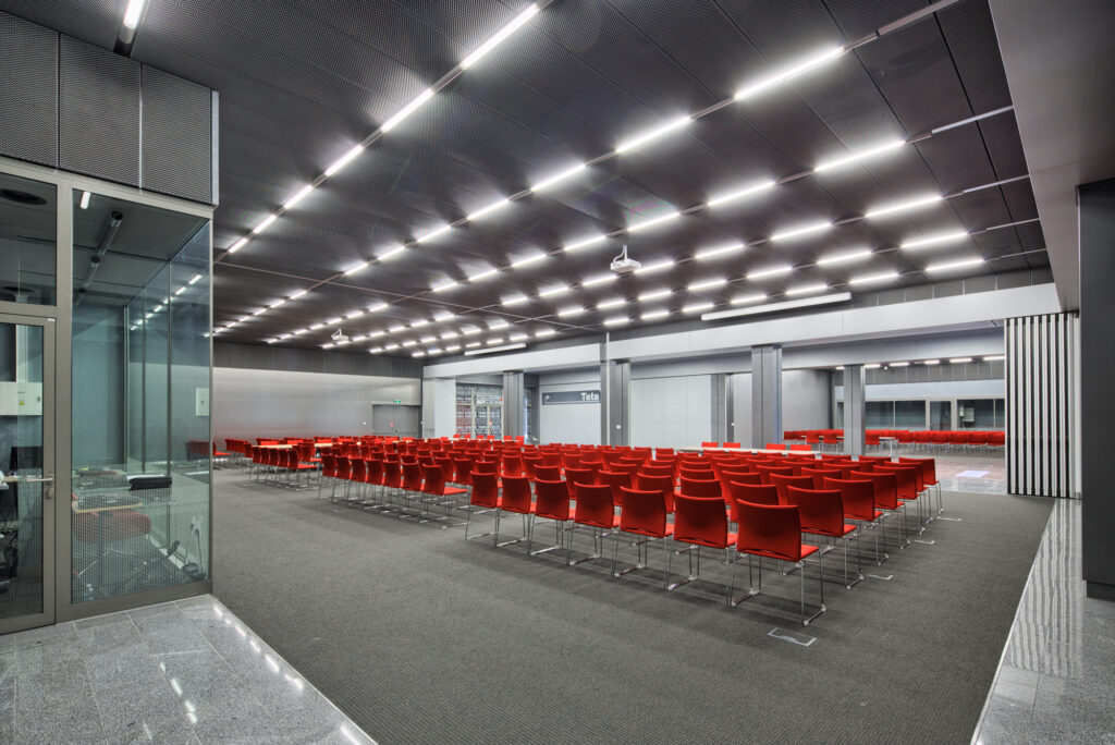 JLA - BSP ARCHITEKT - WNETRZA KONGRES - TK 6